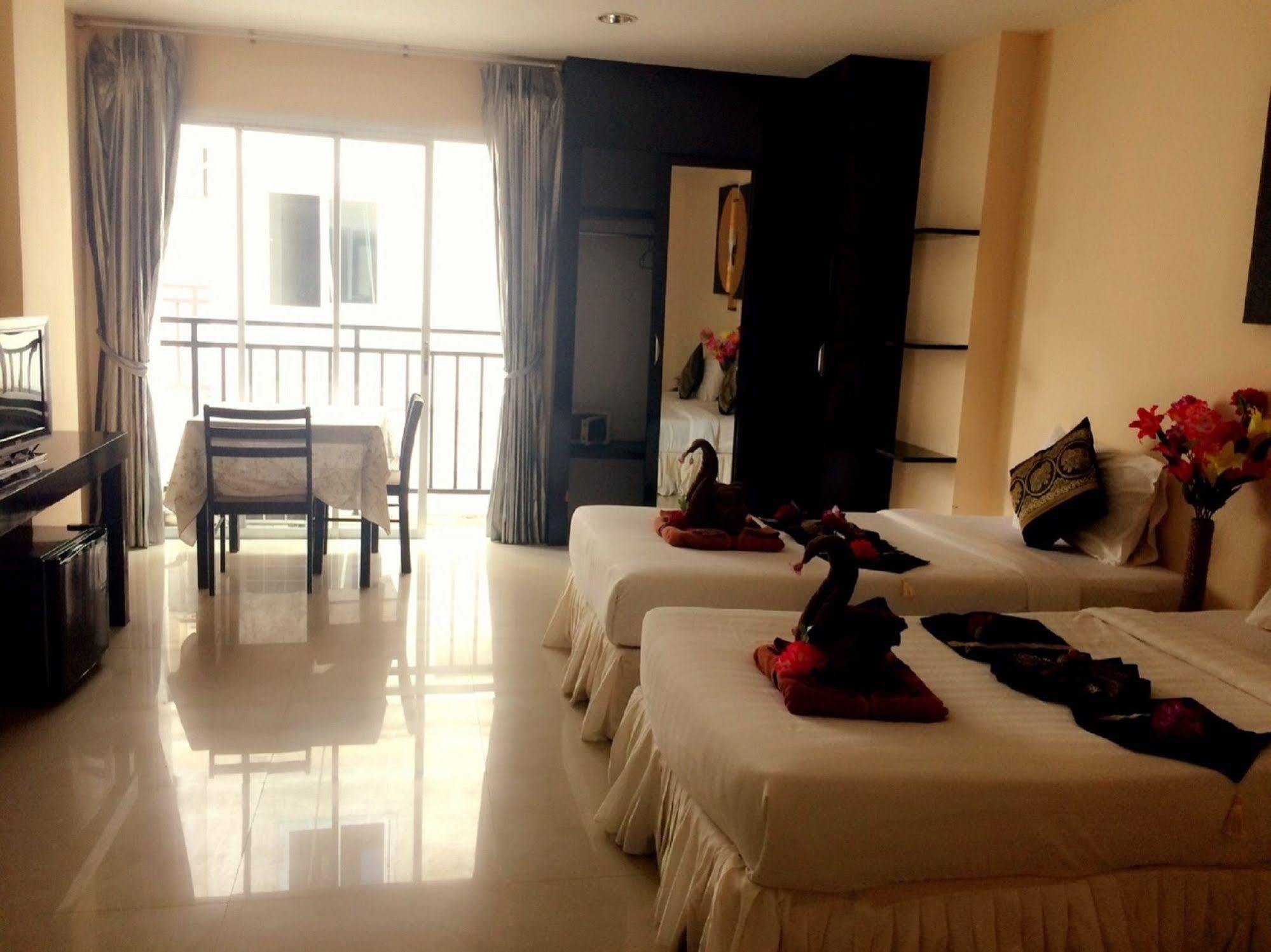 Lars-Lita Residence Patong Exteriér fotografie